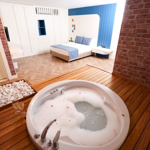 Room With Jacuzzi